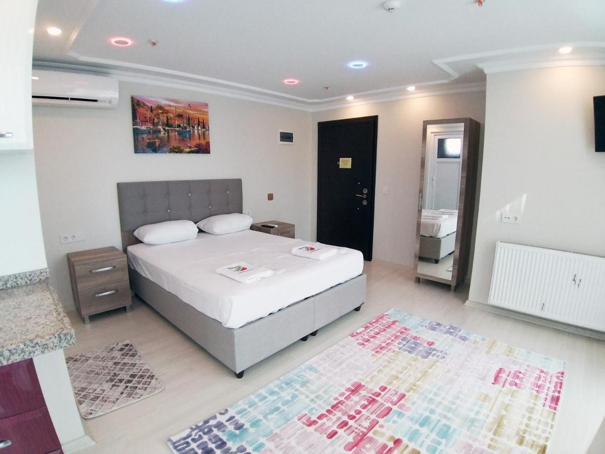 Golden Fish Hotel Batumi Luaran gambar